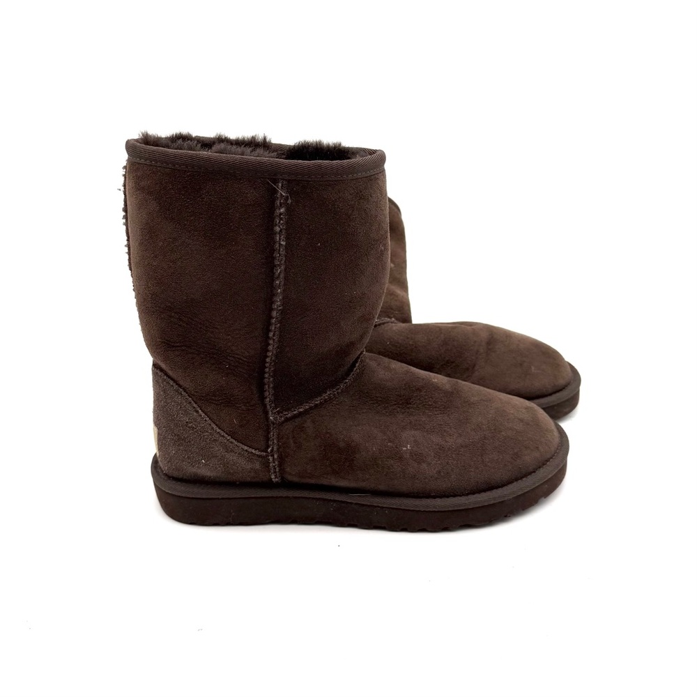UGG Women’s Classic Short Boots